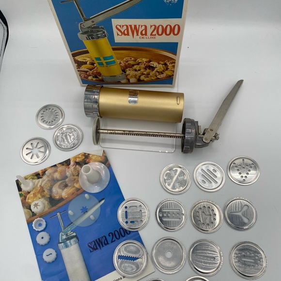 Vintage SAWA 2000 Deluxe Swedish Metal Cookie Gun Decorator Press - Picture 7 of 7